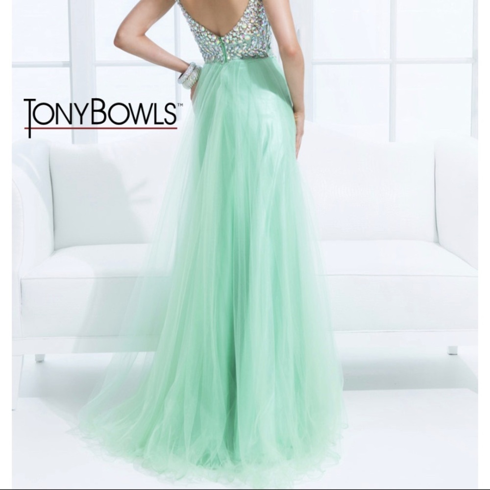 Tony Bowls Mint Green Dress - Picture 4 of 5